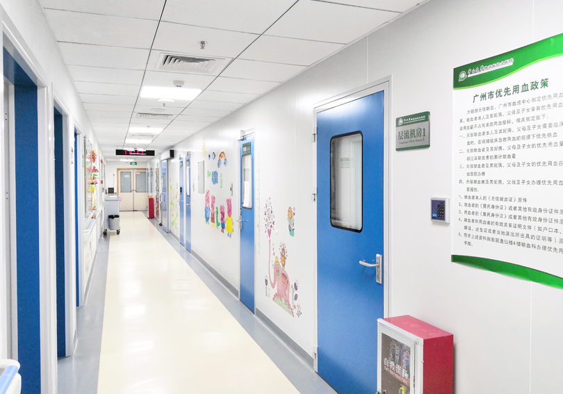 Children clinic area with Fenghe lake-blue hospital doors