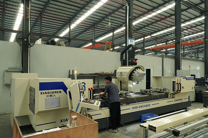 CNC Aluminum Machining Center